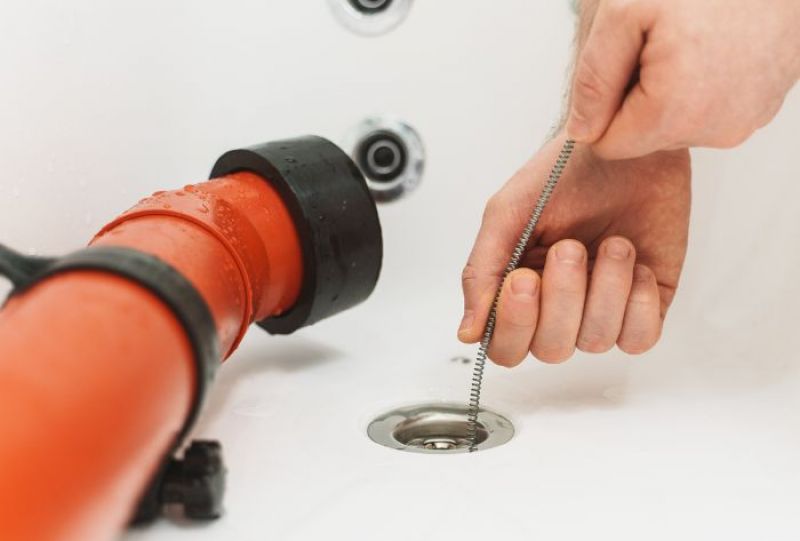 What is the average cost of drain snaking in Vail, AZ?
